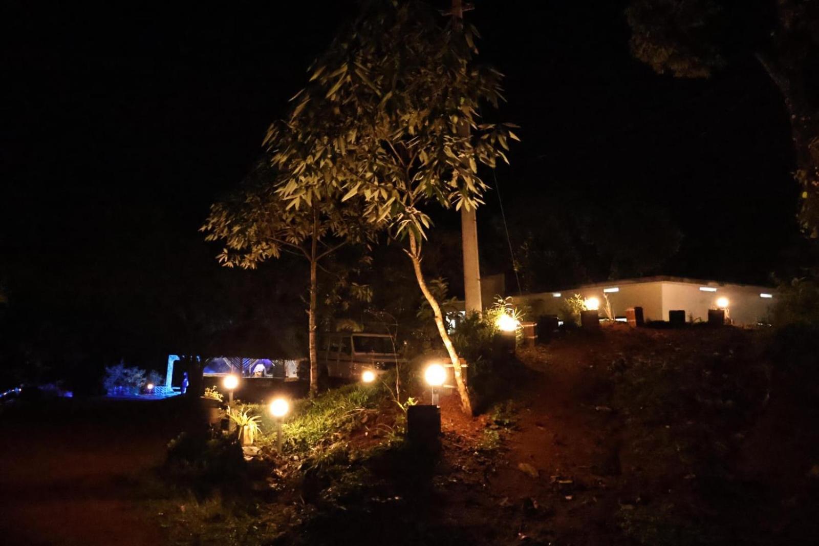 Rock Campers Hotel And Resort Chillithodu Εξωτερικό φωτογραφία